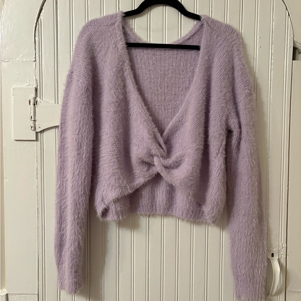 NWT Just Polly Lavender “Eyelash” Knit Twist Front Sweater Size L - Picture 8 of 8